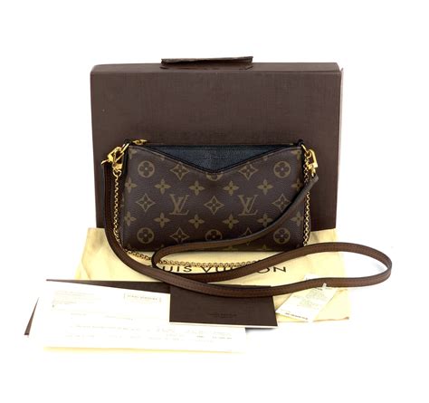 louis vuitton clutch shoulder bag.